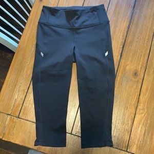 Lululemon cropped black leggings